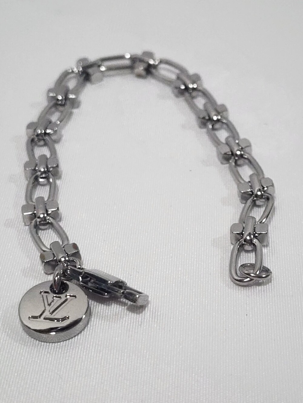 Louis Vuitton LV Silver Charm Barbell Link Bracelet - Picture 8 of 8